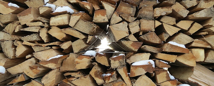 Pile of unprepared wood for kindling